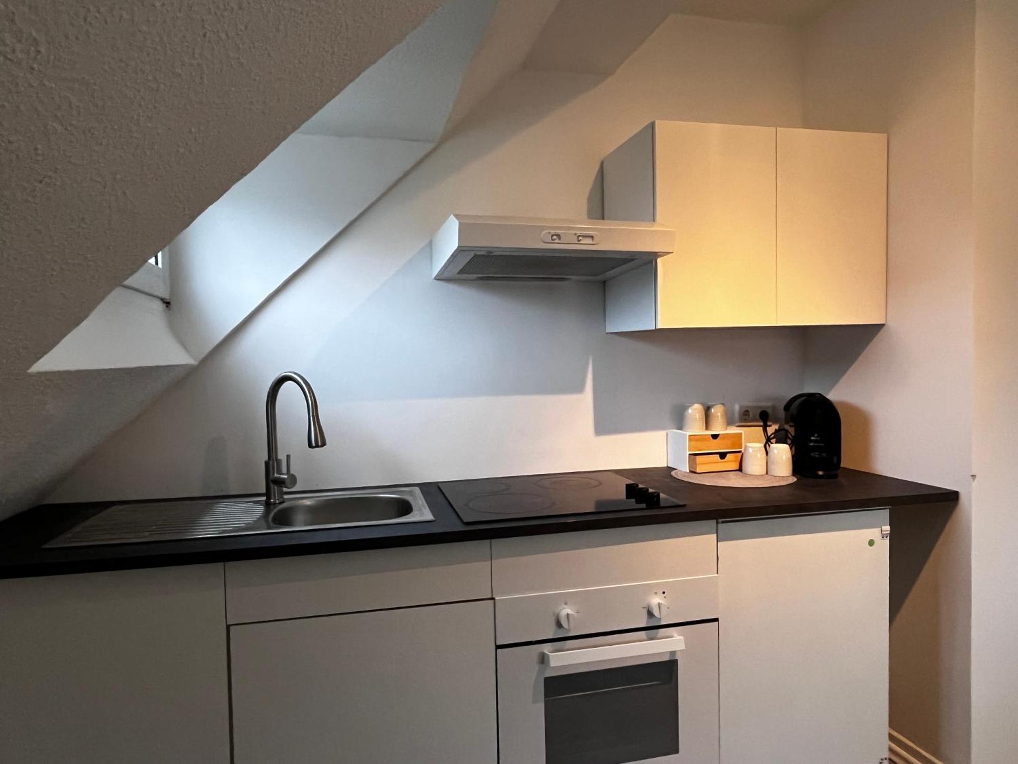Flattyone Ruhrgebiet - Schlafkomfort Und Anbindung - Neu Renoviert Bochum Exteriér fotografie